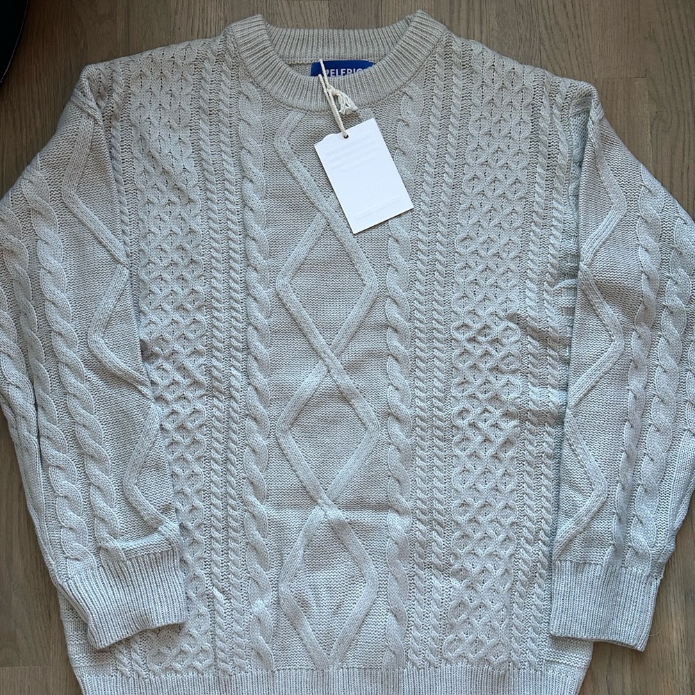 Aelfric Eden Cable Knit Sweater - Light Gray